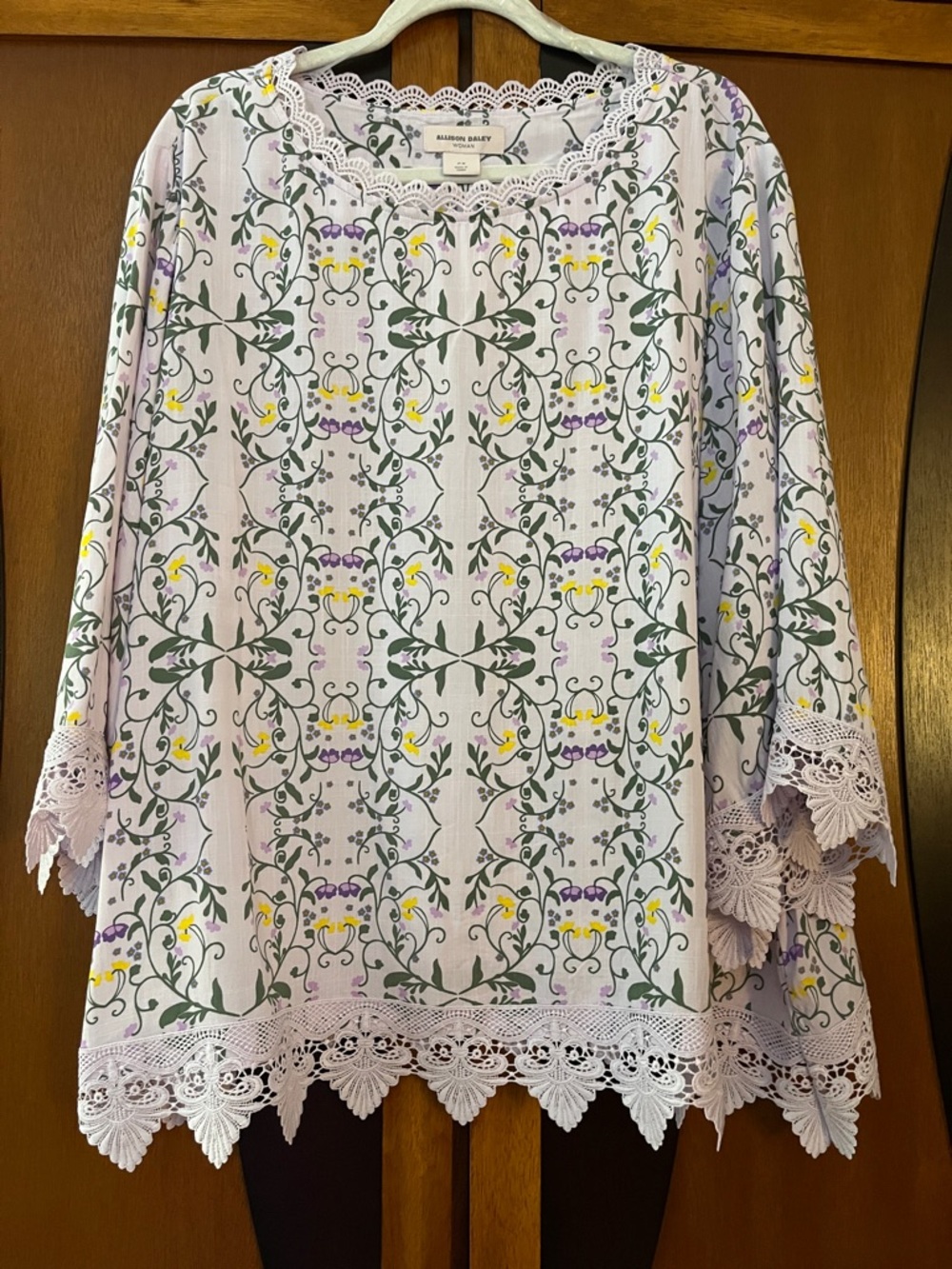 NWT Allison Daley Daisy Lace-Trim Green-Lavender-Yellow Floral Design Blouse